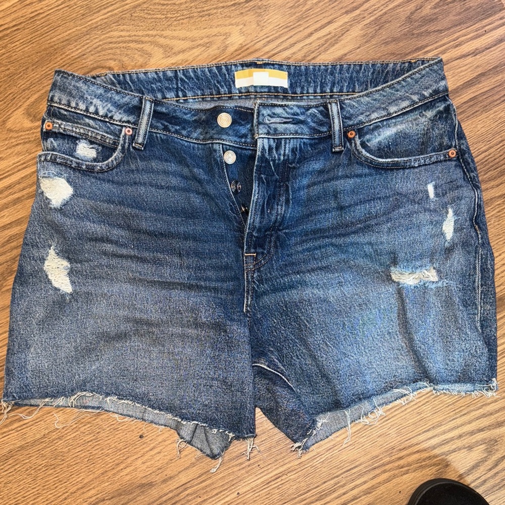 Women’s distressed Jean shorts